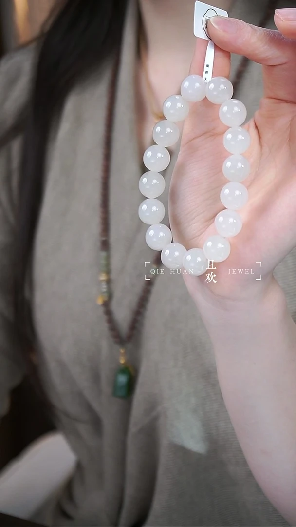 未镶嵌手串和田玉ZB007251029AA玉色手串