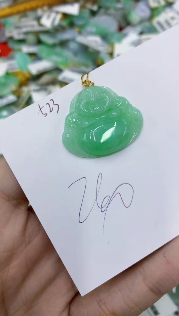 颈饰18K金镶嵌翡翠111111111111