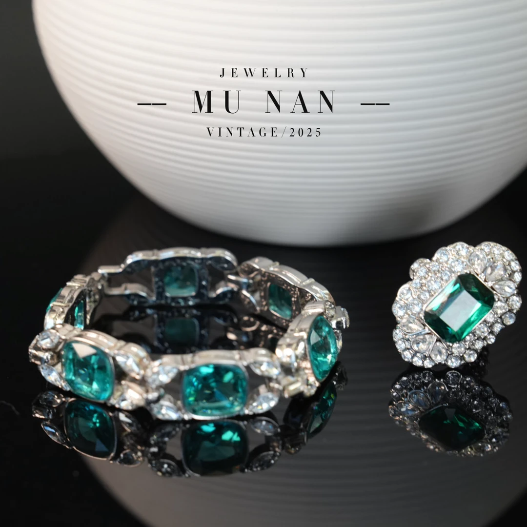 铜合金锆石手链 【Y562251】清新精致莱茵镶嵌简约个性手链