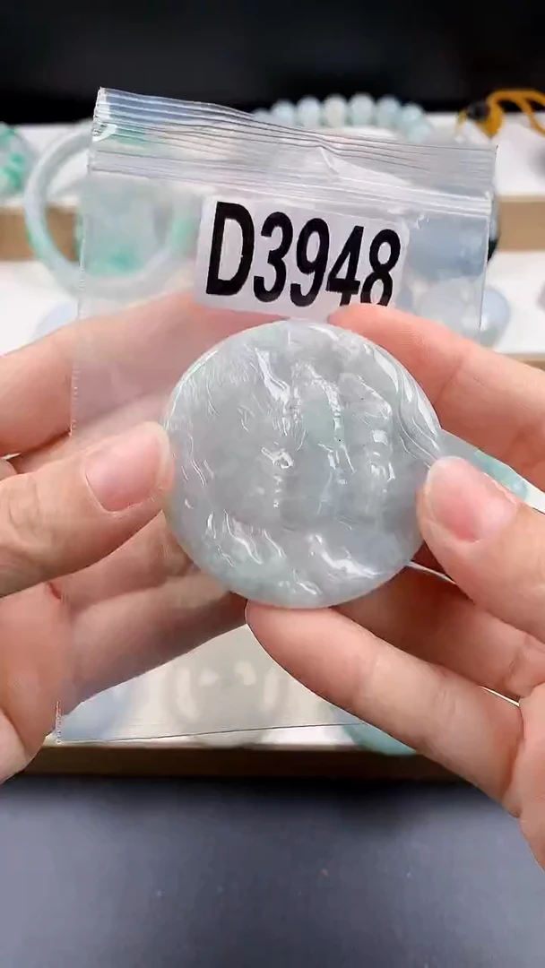 颈饰未镶嵌翡翠颈饰未镶嵌缅甸天然翡翠吊坠