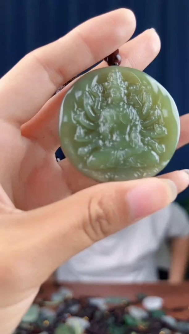 未镶嵌和田玉挂件拍一发一，多样性发货