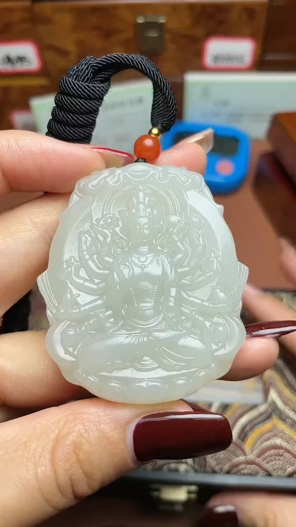 未镶嵌和田玉挂件和田玉