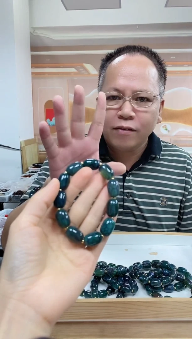 未镶嵌手串玛瑙/玉髓甘文绿桶珠玛瑙手串