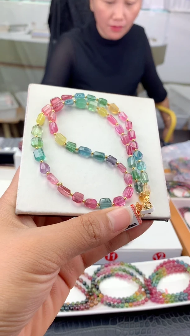 未镶嵌手串碧玺 多样性发一条