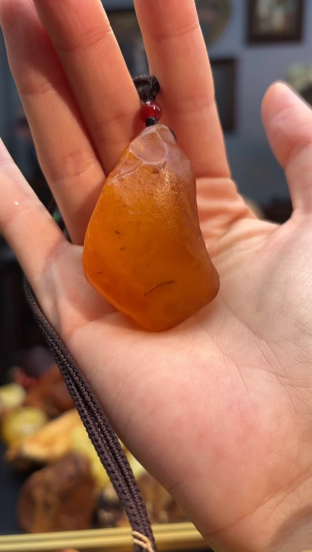 琥珀颈饰未镶嵌吊坠
