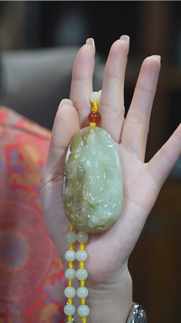 颈饰未镶嵌和田玉关公
