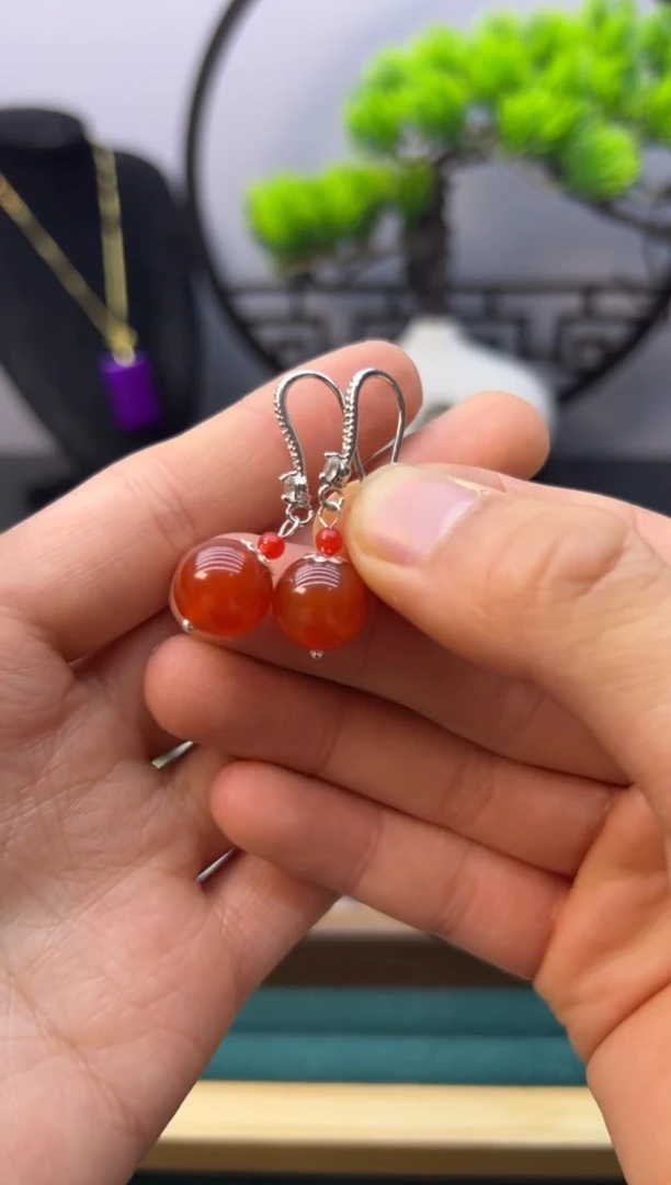 【闪购商品】南红玛瑙耳饰银S925镶嵌E364