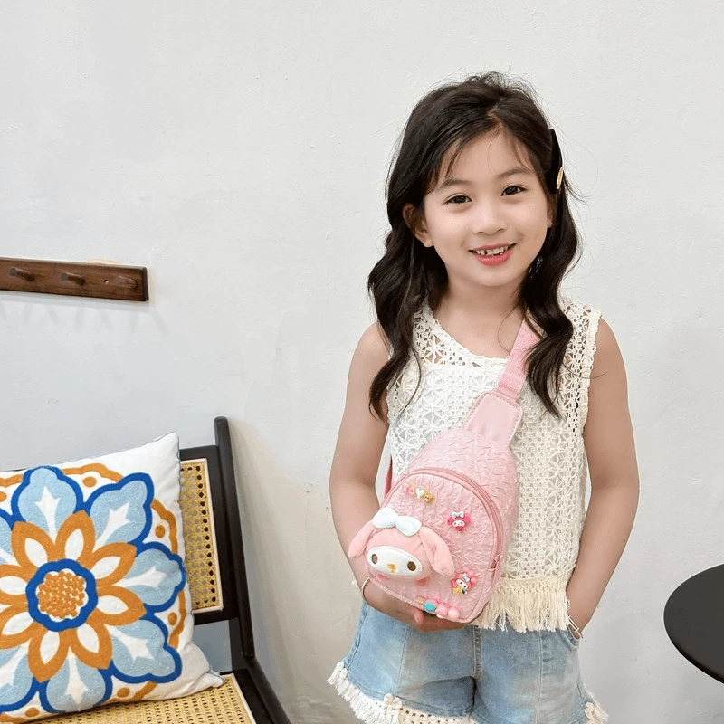 儿童包包女可爱斜挎包时尚女孩新款卡通玩偶胸包男童外出单肩包HR