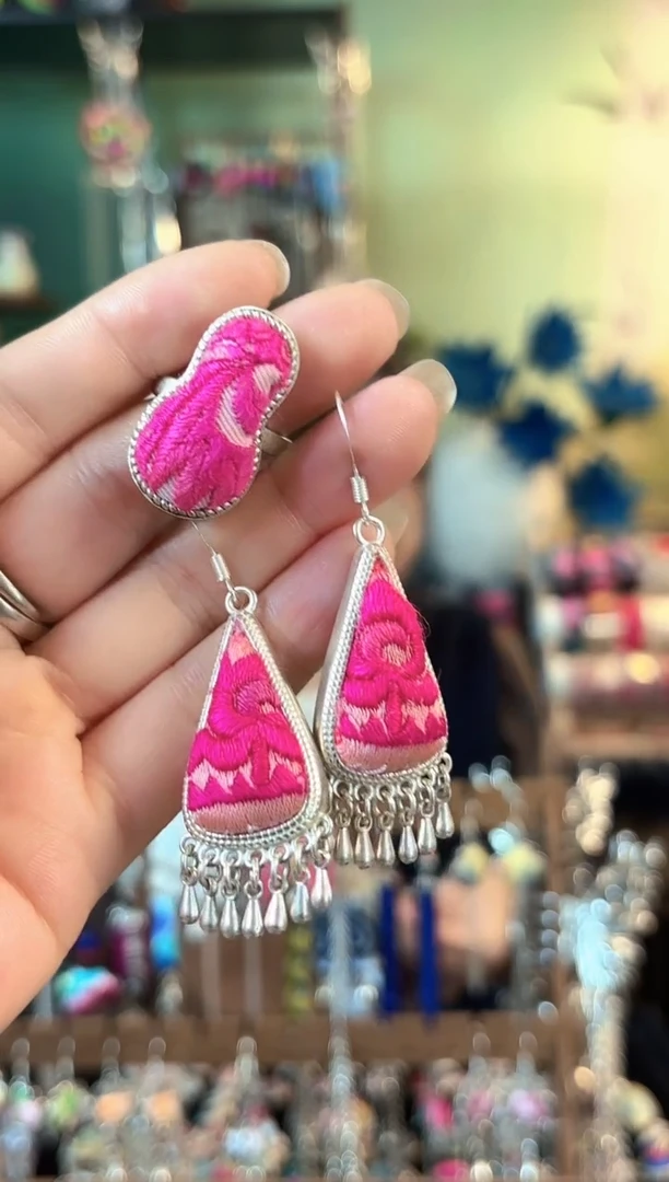 织绣彩云南阁非遗老绣663