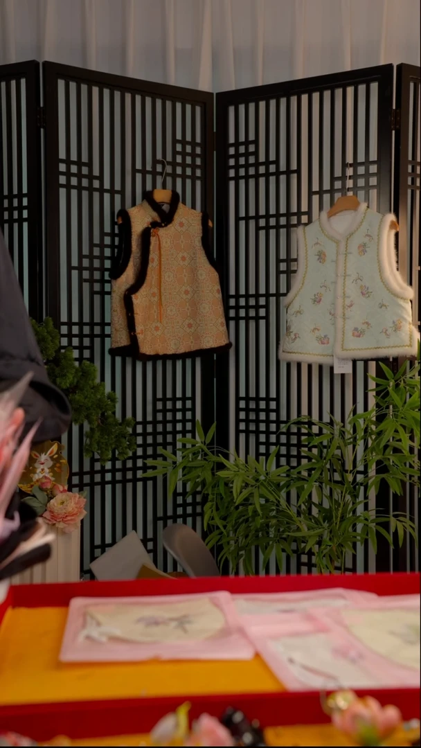 刺绣长*非遗苏绣绒花