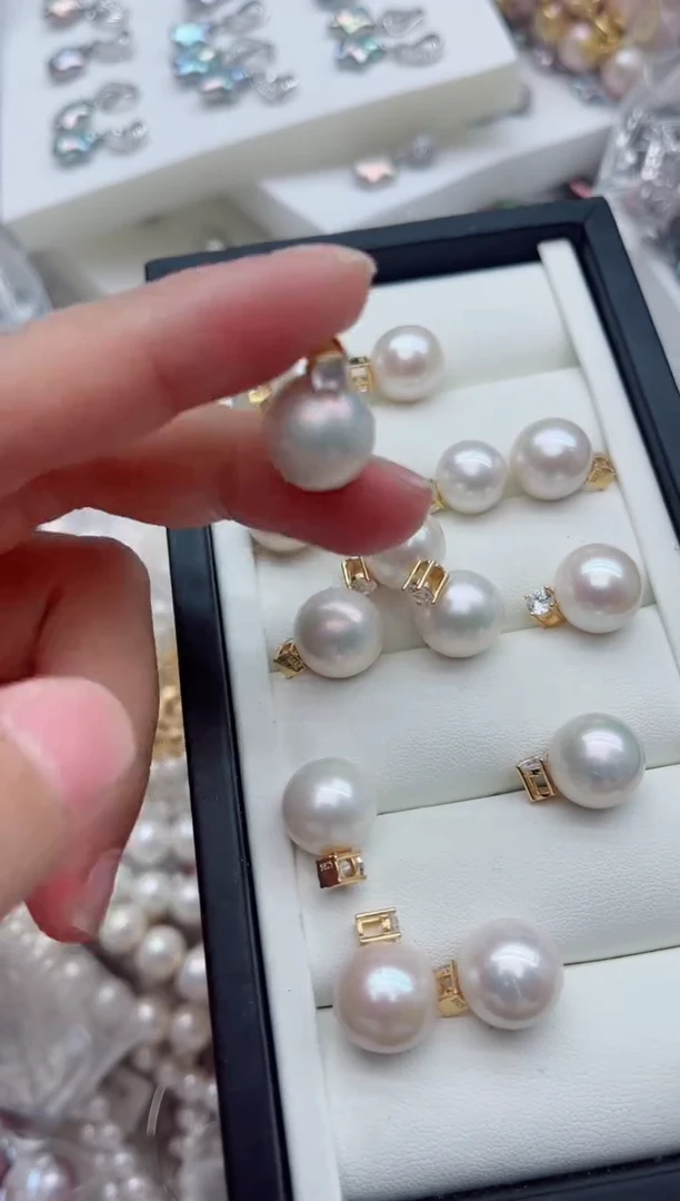 吊坠(不含链)银S925镶嵌淡水珍珠多样性发其一，非无暇