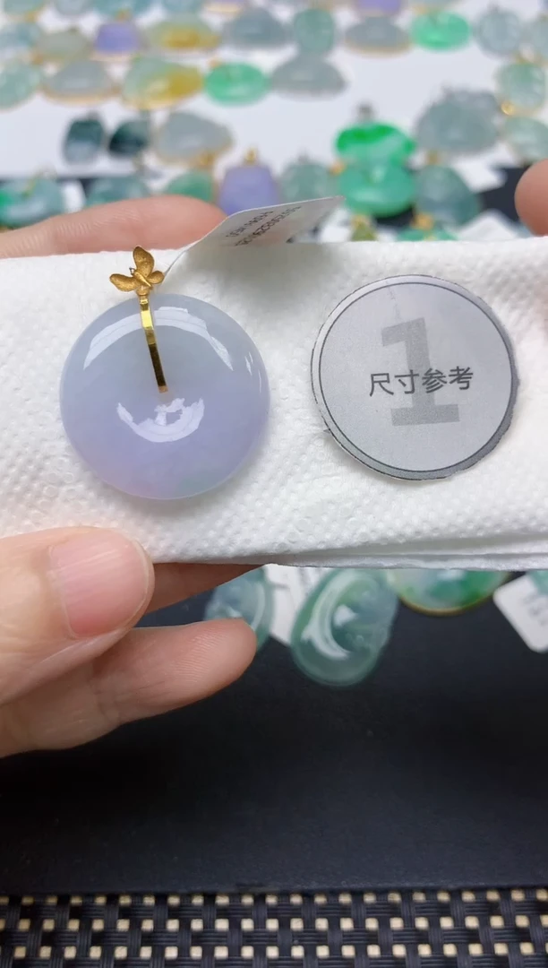 翡翠18K金镶嵌颈饰天然缅甸A货翡翠