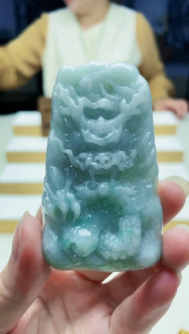 颈饰未镶嵌翡翠09200057