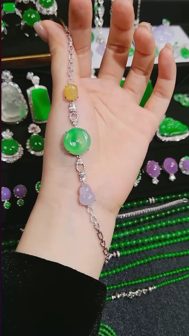 吊坠(不含链)18K金镶嵌翡翠平安扣