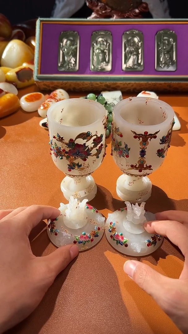 未镶嵌和田玉摆件乡**。和田玉