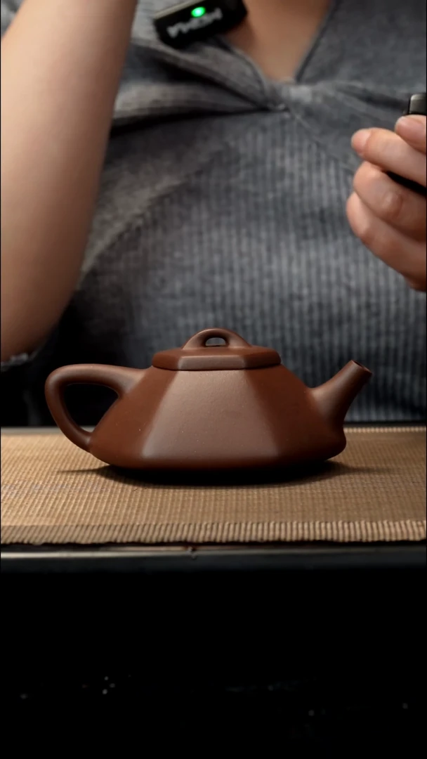 紫砂茶盏紫泥六方石瓢170CC