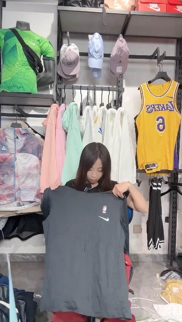 1249  编码 瑕疵款直播间过款为准 尺码
