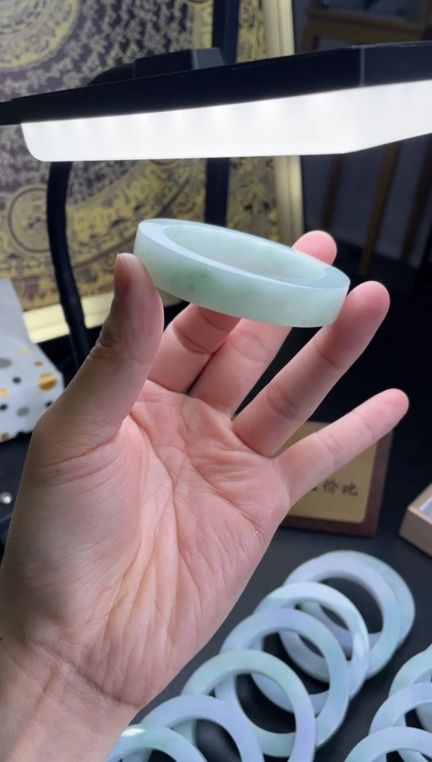 未镶嵌手镯定制翡翠手镯1/发一件