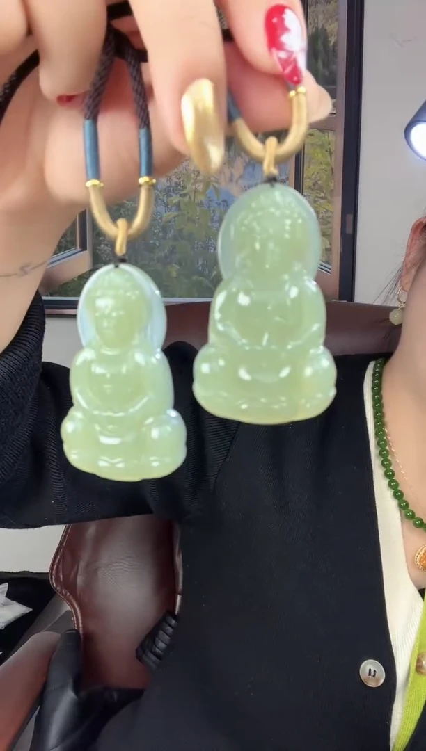 颈饰未镶嵌和田玉观音吊坠 多样性发其一