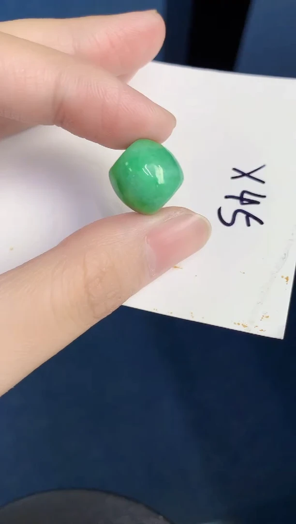 颈饰未镶嵌翡翠天然翡翠缅甸A货