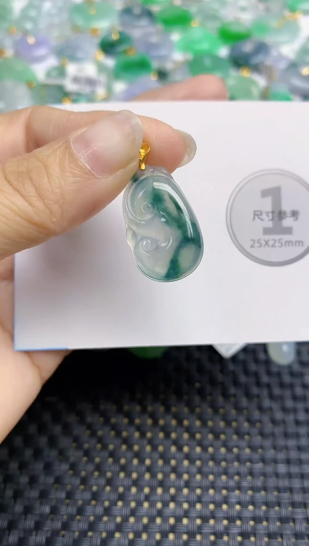 颈饰18K金镶嵌翡翠天然缅甸A货翡翠百元以上9元证书费自理