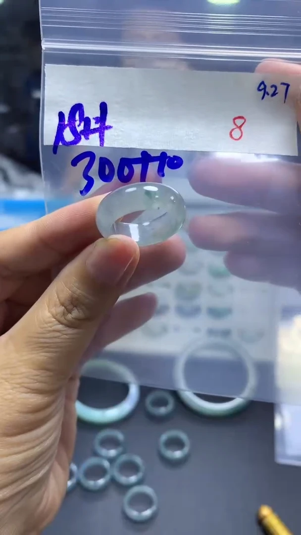 未镶嵌定制翡翠毛货需精细抛光拍一发一