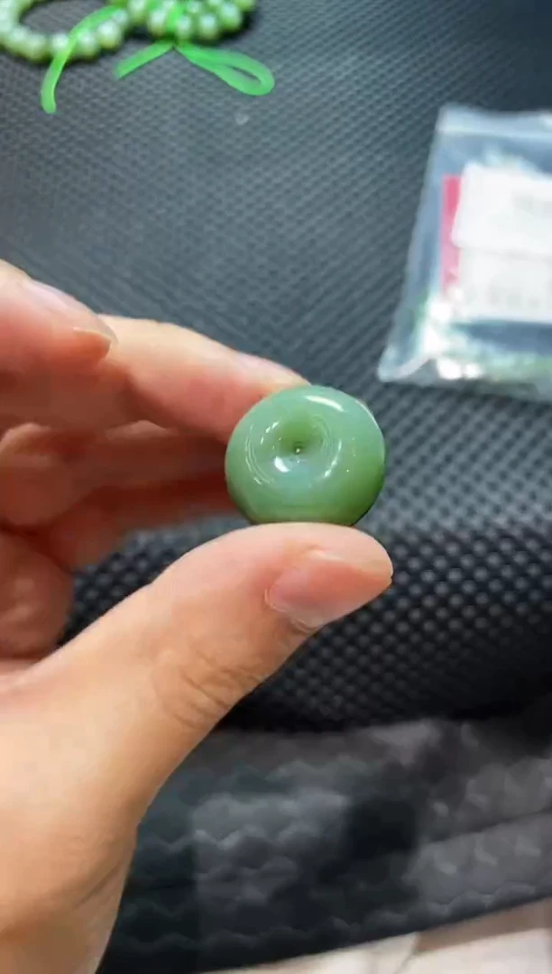 颈饰未镶嵌和田玉和田玉碧玉粉青平安扣