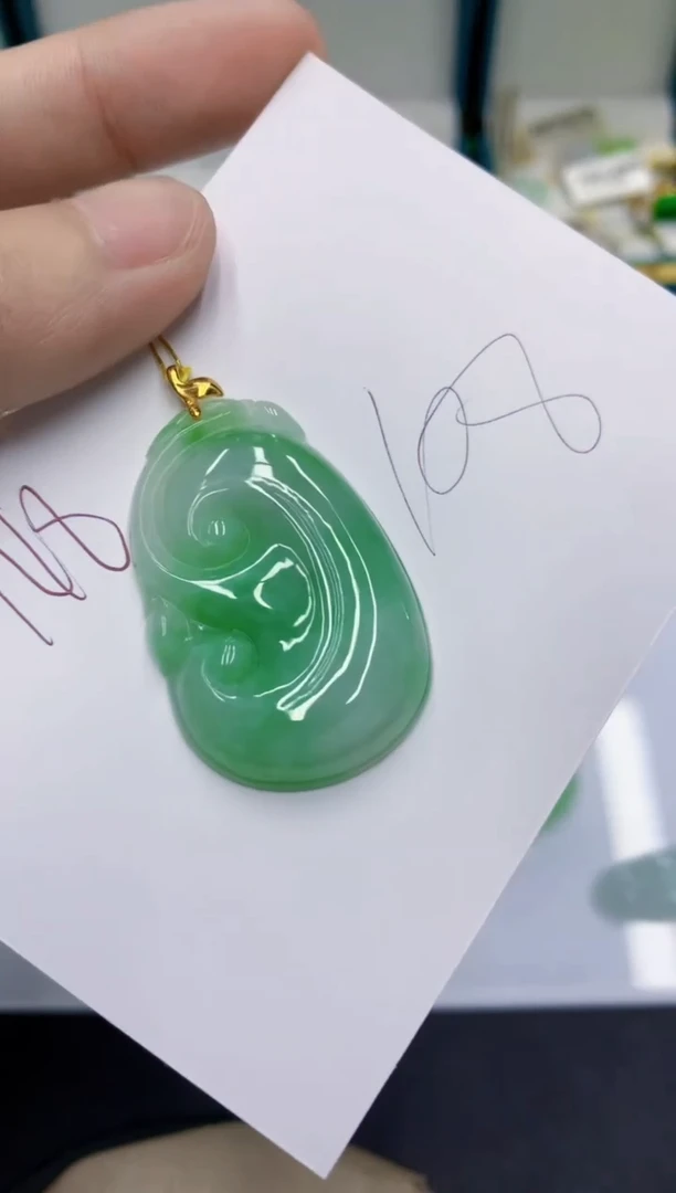 颈饰未镶嵌翡翠翡翠