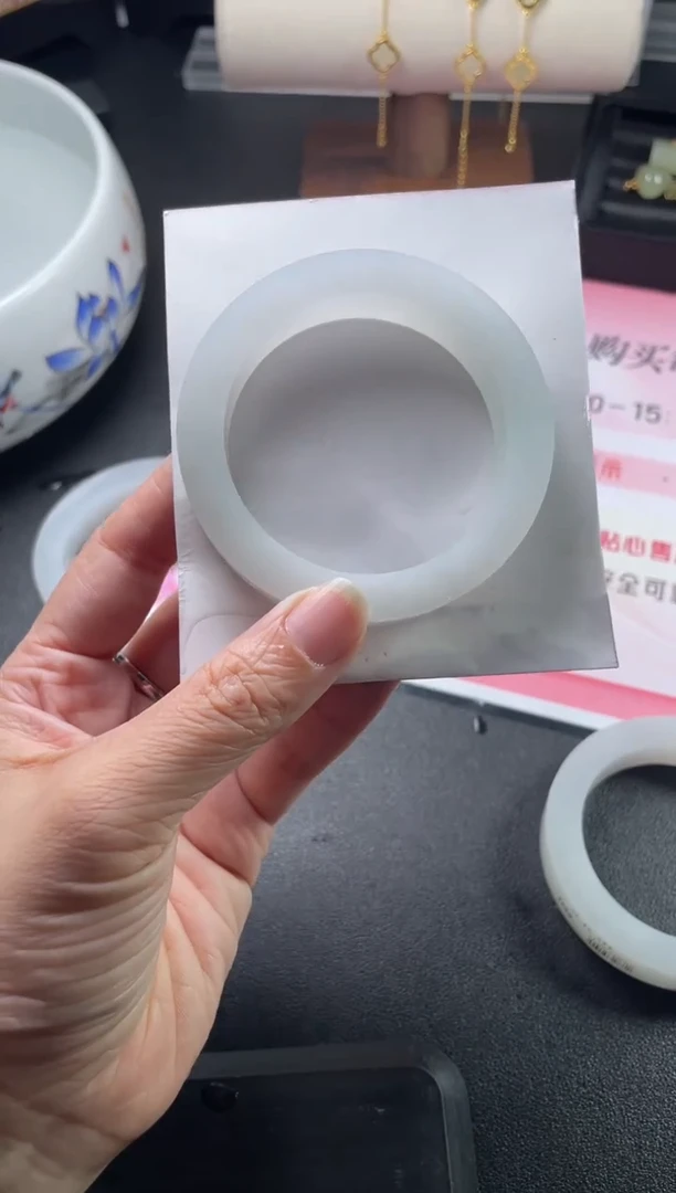 未镶嵌手镯定制翡翠可***?定制手镯ADL/DZS