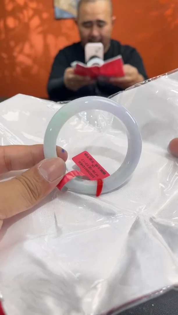 未镶嵌手镯翡翠翡翠手镯