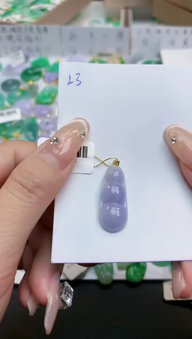 颈饰18K金镶嵌翡翠天然缅甸A货翡翠