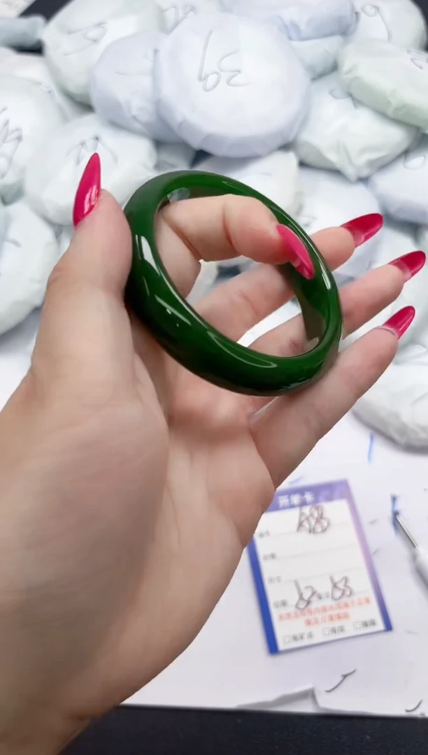 未镶嵌手镯石英质玉A83/5253