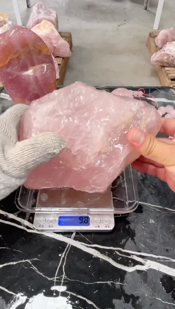 【闪购商品】芙蓉石原石未镶嵌天然粉水晶原石摆件