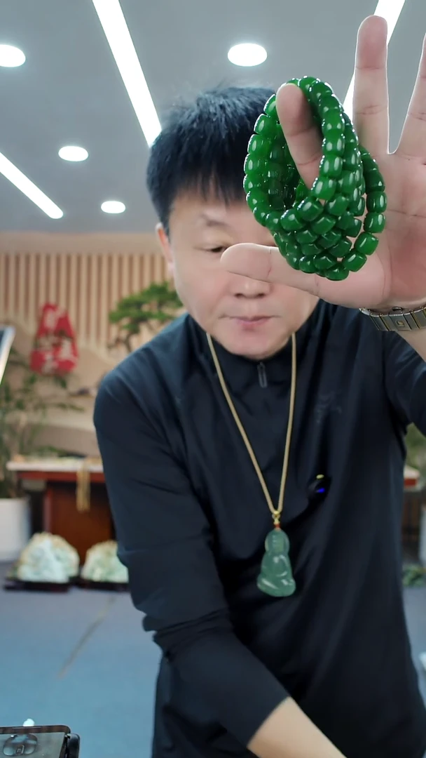 未镶嵌蛇纹石玉手串多样式发货随机发一