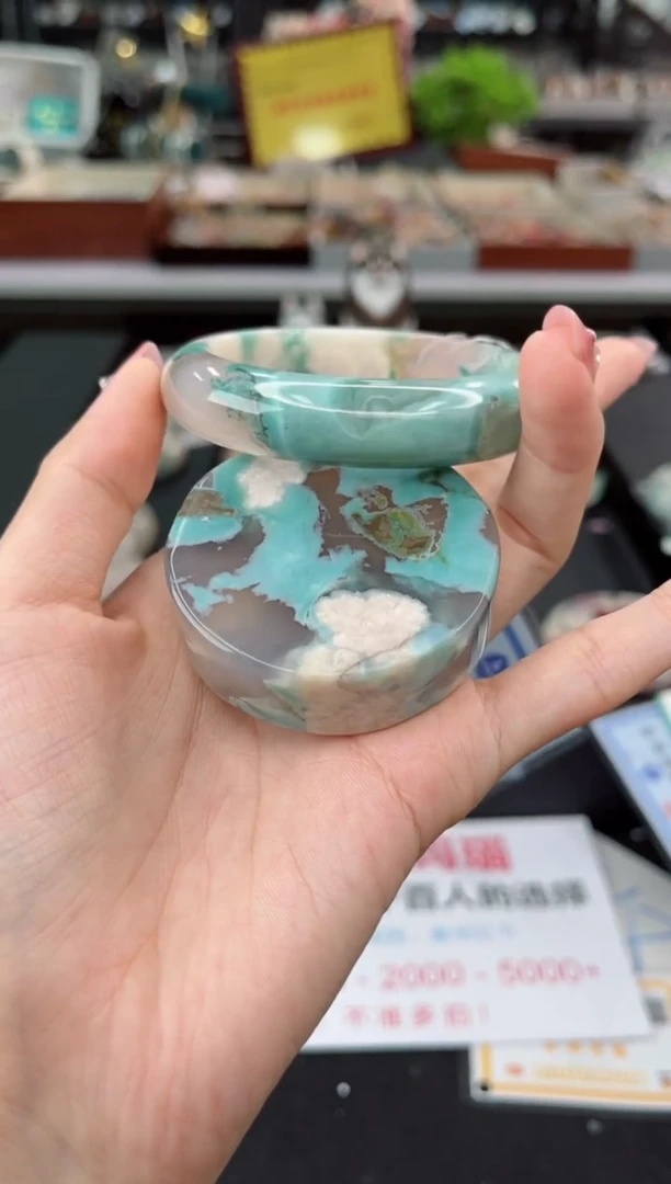 【闪购商品】石英质玉手镯未镶嵌55圈口（赠品镯心）5S9755