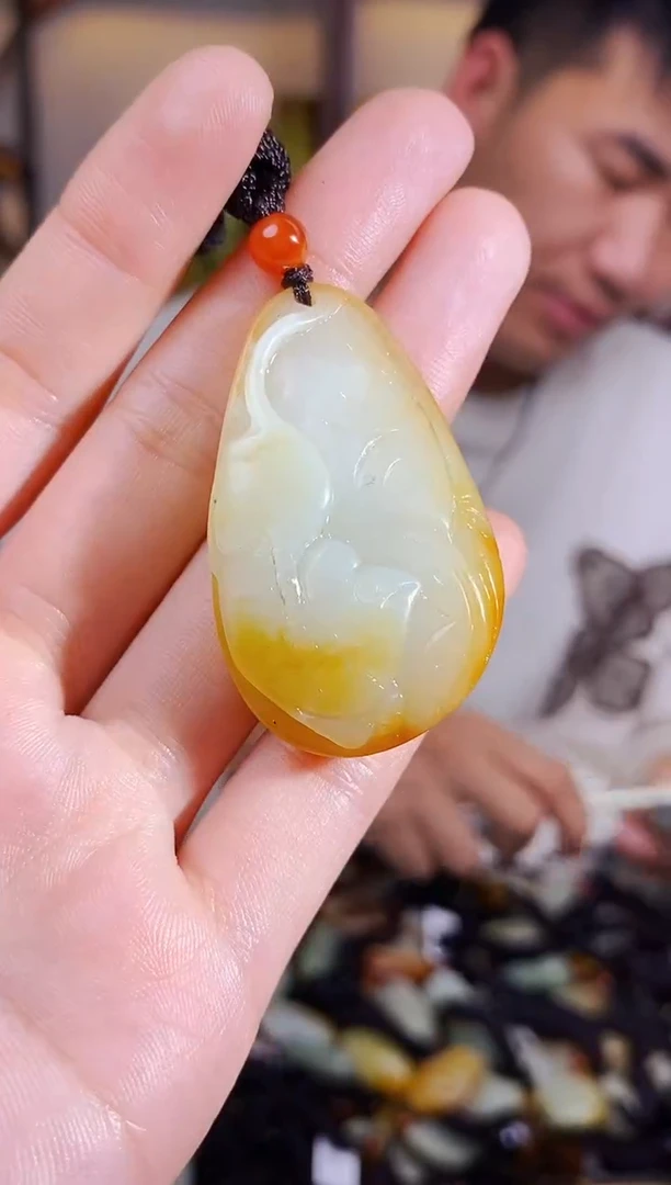 【闪购商品】和田玉颈饰未镶嵌1