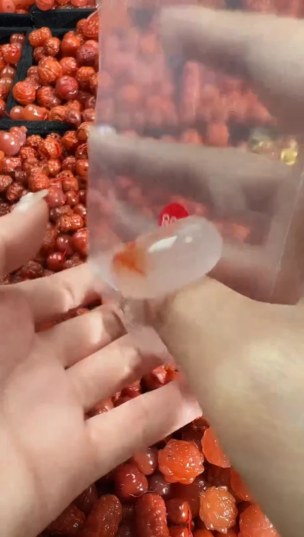 颈饰未镶嵌南红玛瑙1