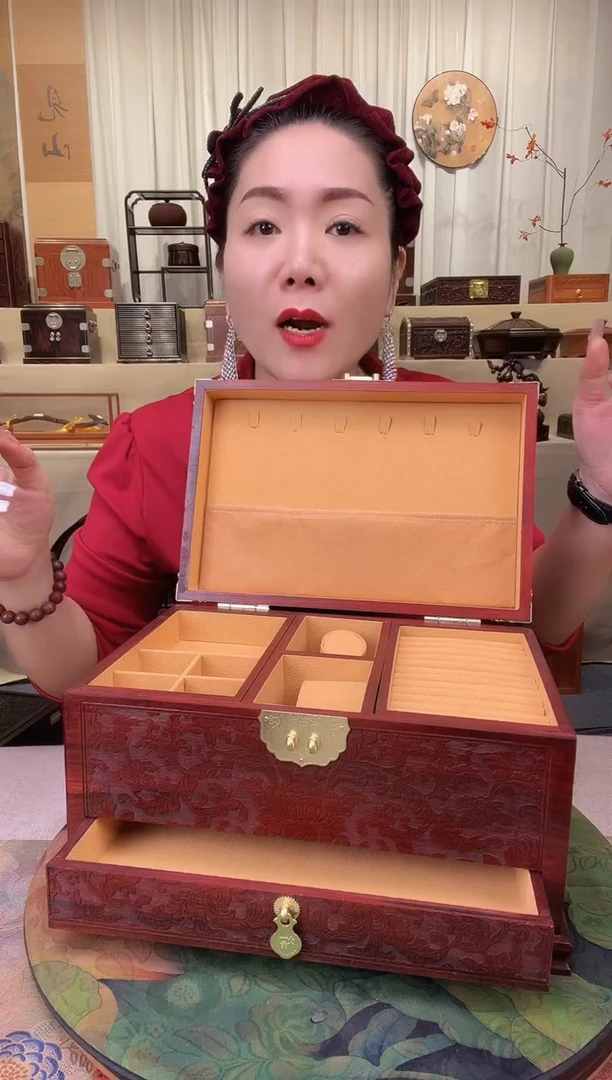 【闪购商品】紫檀木类成套家具紫檀牡丹首饰盒