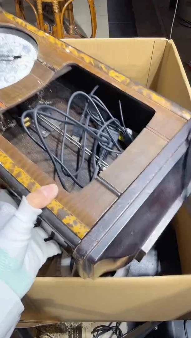 8新车**开   073中古商品，瑕疵品，不保好坏。