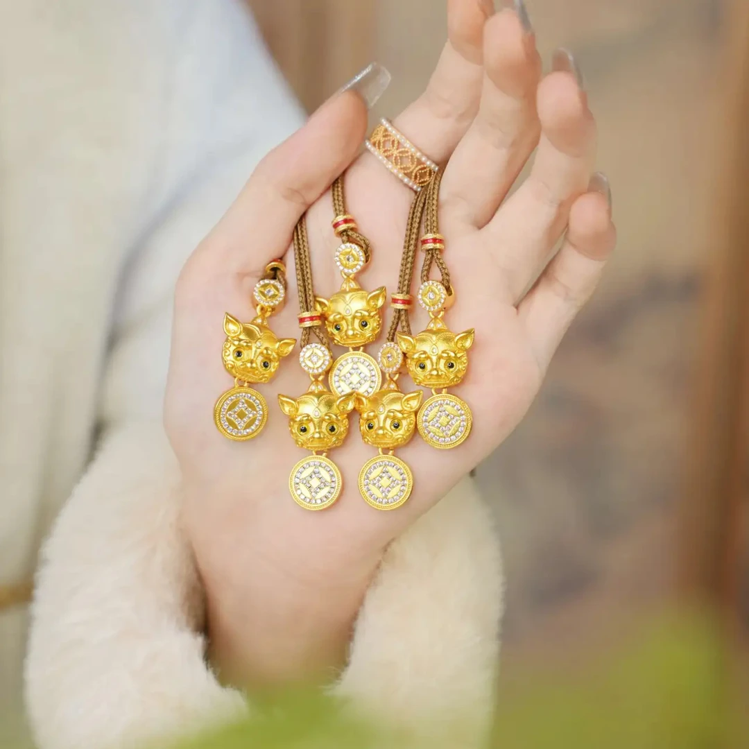 非金属布艺项链 爆闪眨眼招财貔貅项链女精美气质百搭不掉色项坠