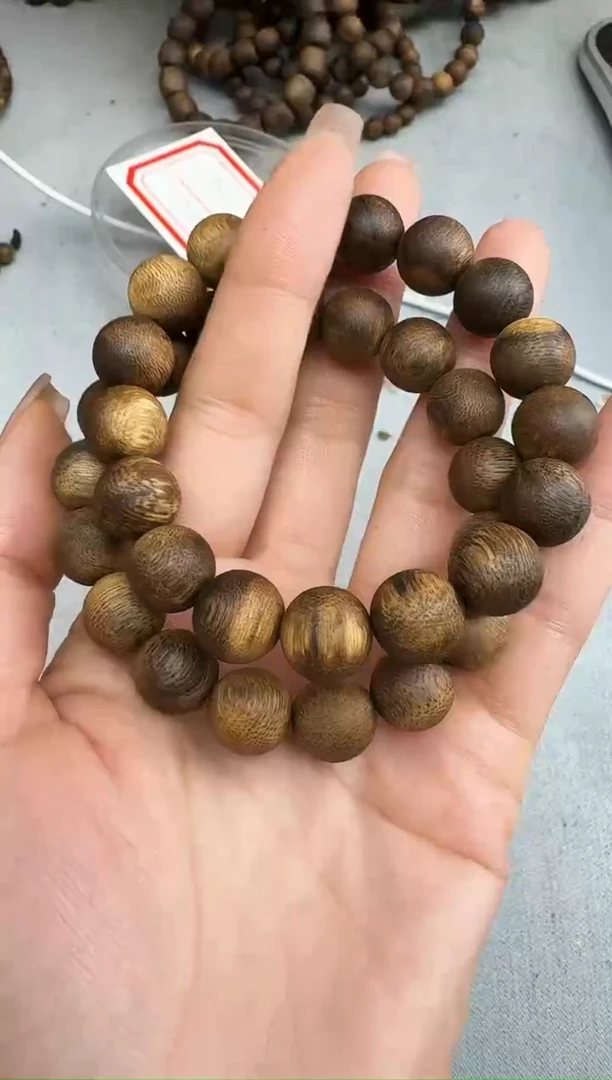 沉香手串1212红骨凹身圆珠单圈多样性发一