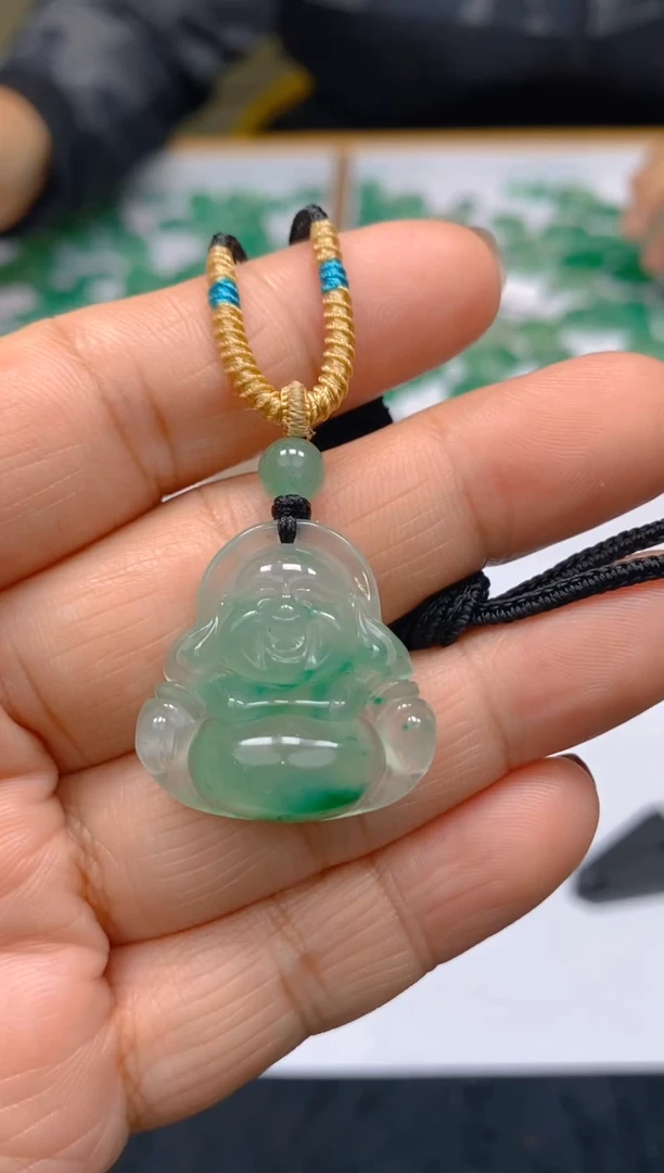 【闪购商品】石英质玉颈饰未镶嵌冰美人A货非洲翠