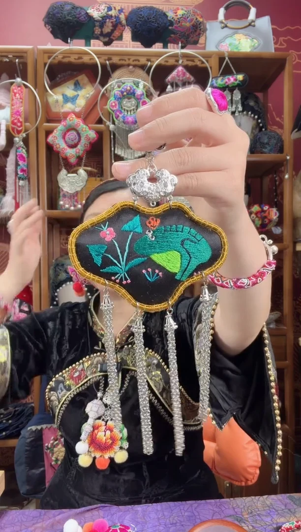 刺绣压襟94甜甜家