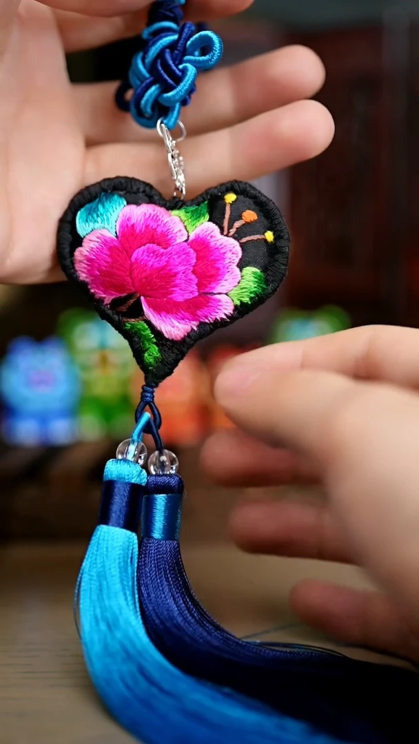 刺绣黔东南苗族刺绣A96