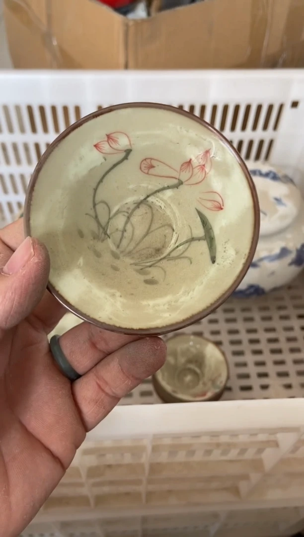 无运费险有瑕疵的摄影的产品有使用过的痕迹有点脏介意勿拍