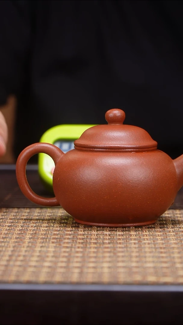 茶壶紫砂在*上规范化让他忽然