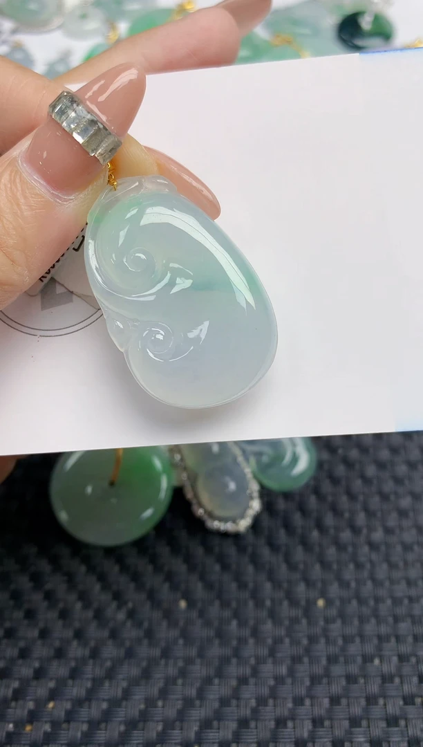 颈饰18K金镶嵌翡翠天然缅甸A货翡翠百元以上9元证书费自理