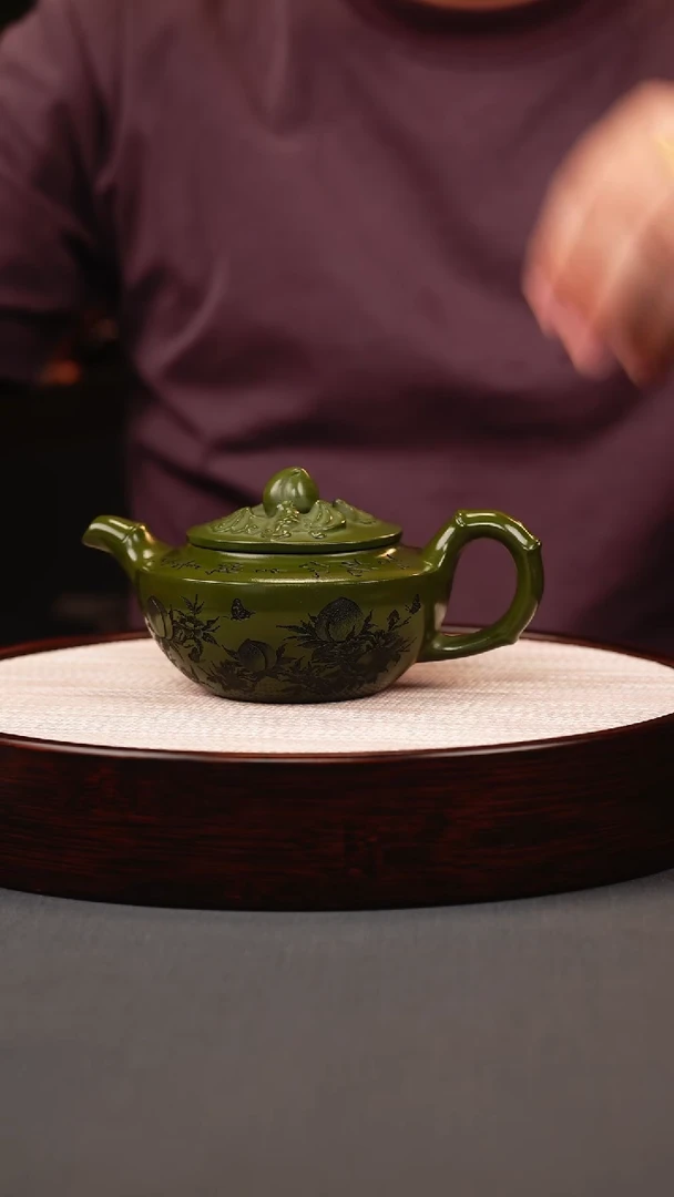 茶壶紫砂绿泥寿桃