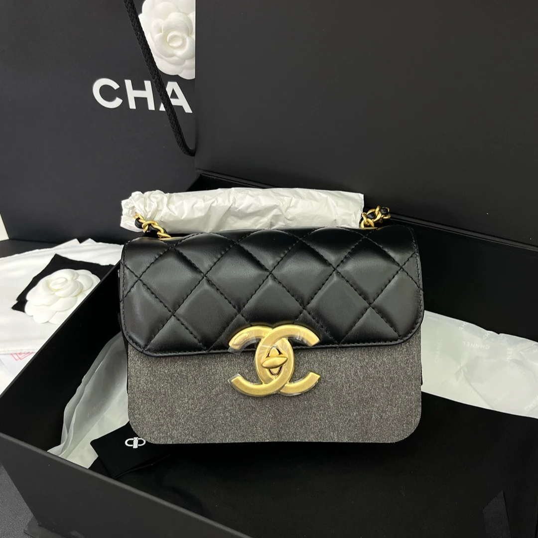 99新 Chanel/香奈儿 24B新款黑金双C大logo小羊皮方胖子口盖包