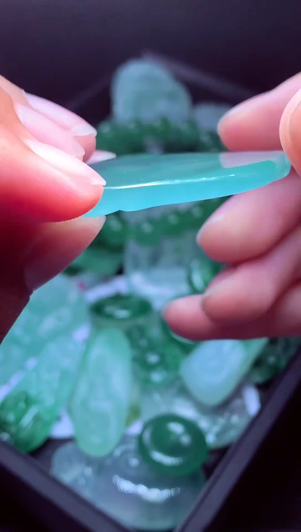 未镶嵌定制翡翠颂*#毛货翡翠定制